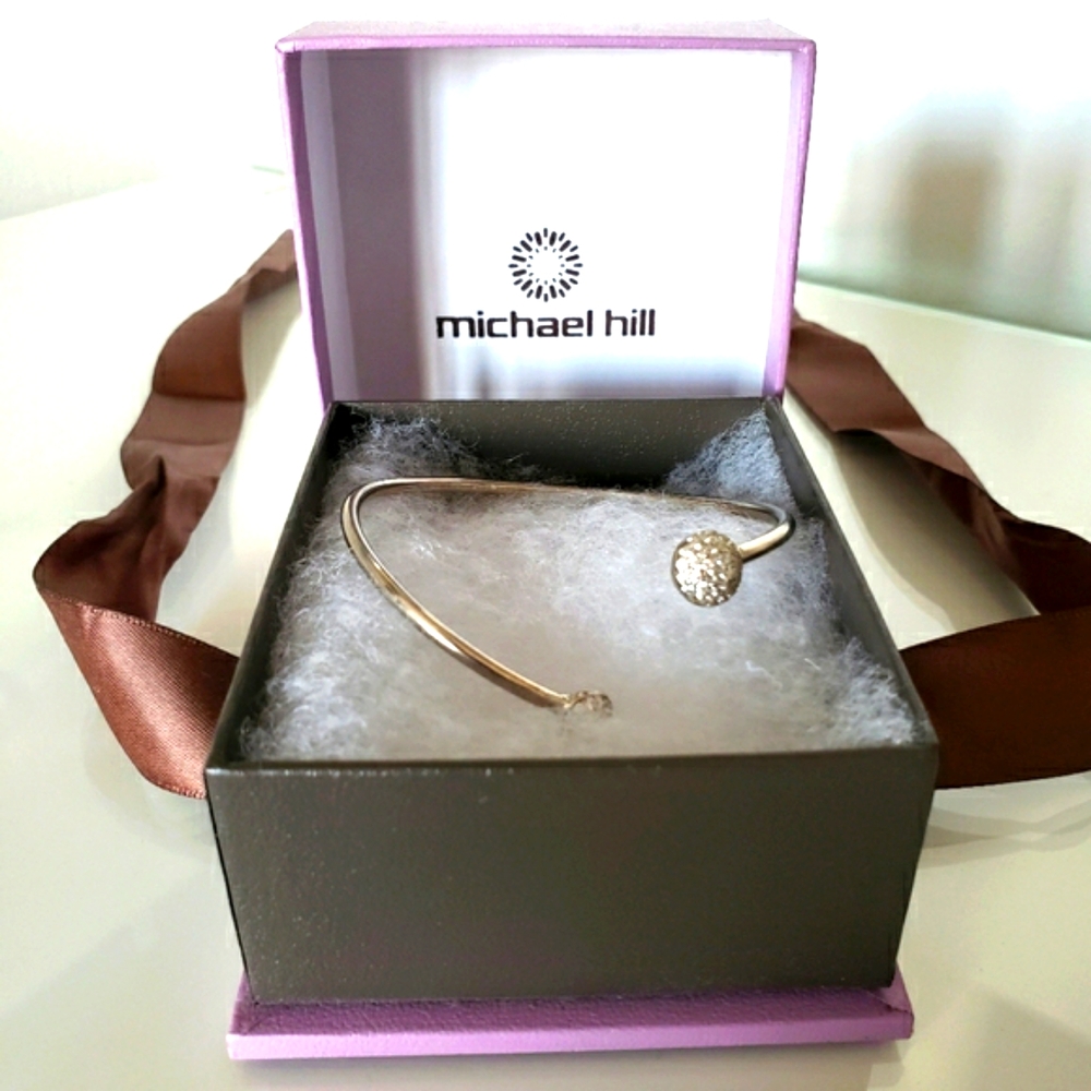 Michael Hill Sterling Silver Diamond Encrusted Ball Open End Bracelet NWOT